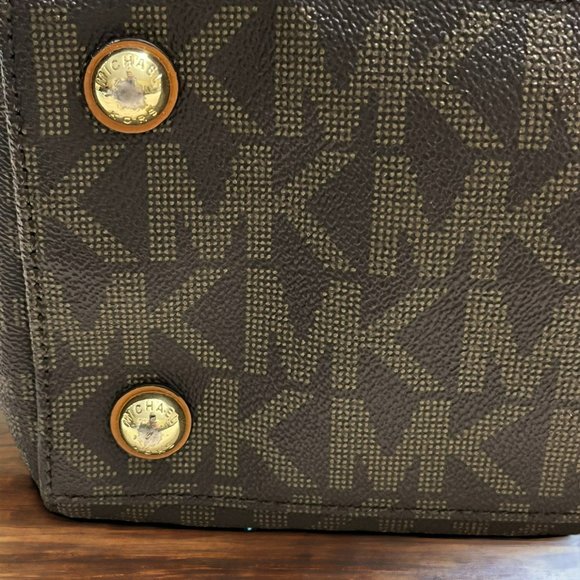 Michael Kors Cynthia Leather Satchel Signature Handbag - Picture 6 of 15